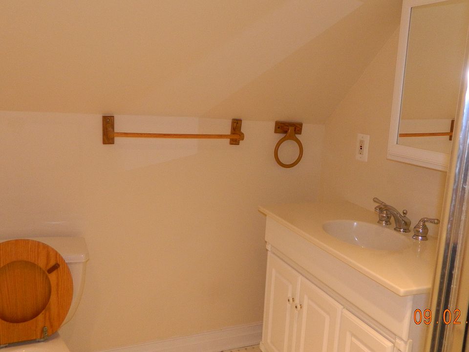 2nd image of 83 W Baltimore Ave