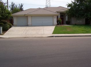 5214 Southshore Dr, Bakersfield, CA 93312