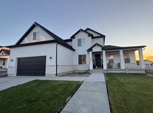 645 S Garden Dr, Providence, UT 84332
