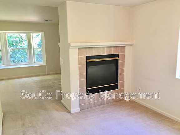 4th image of 1861 SE 47th Ave
