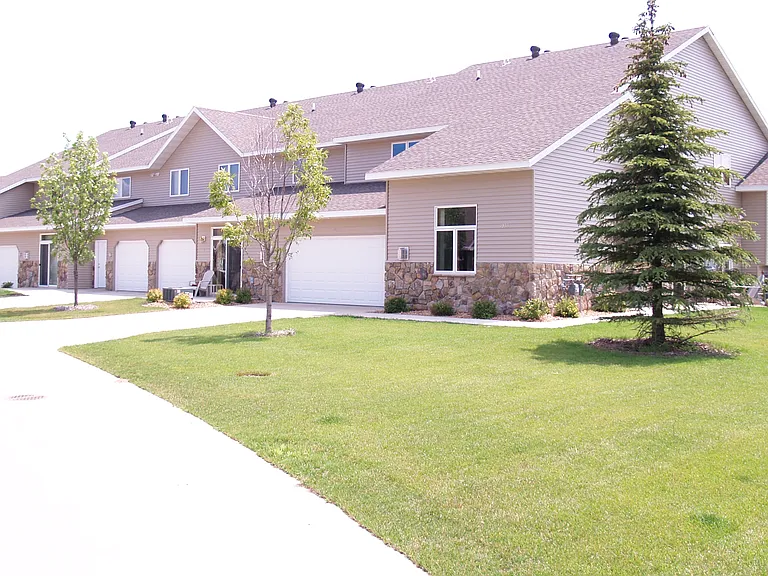 Beaver Creek Townhomes — Photo 13