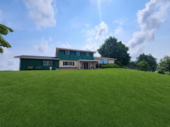 1810 Richmond ROAD, Twin Lakes, WI 53181