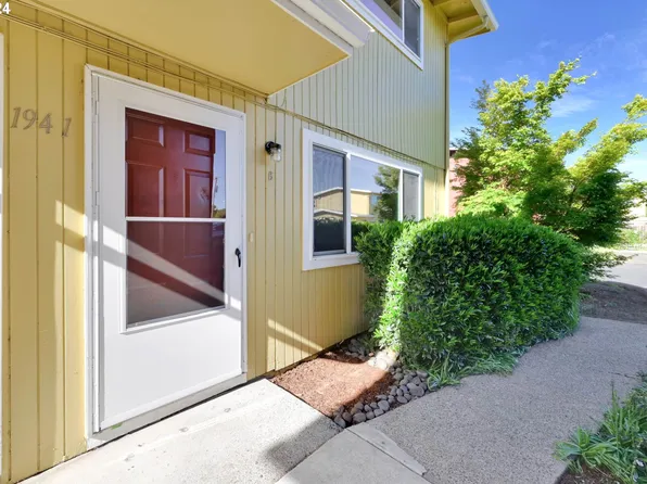 1941 W 17th Ave APT B, Eugene, OR 97402