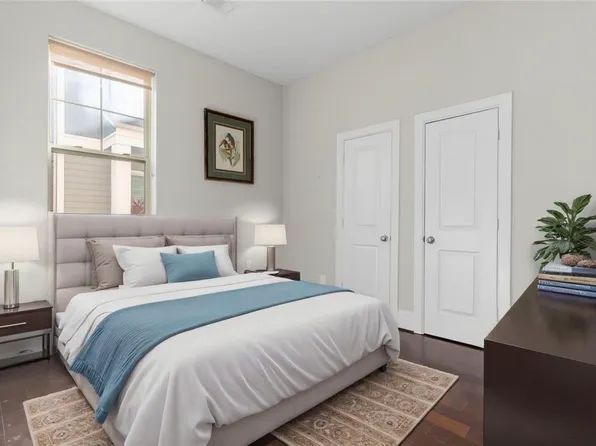 1800 Dennis St, Houston, TX 77004