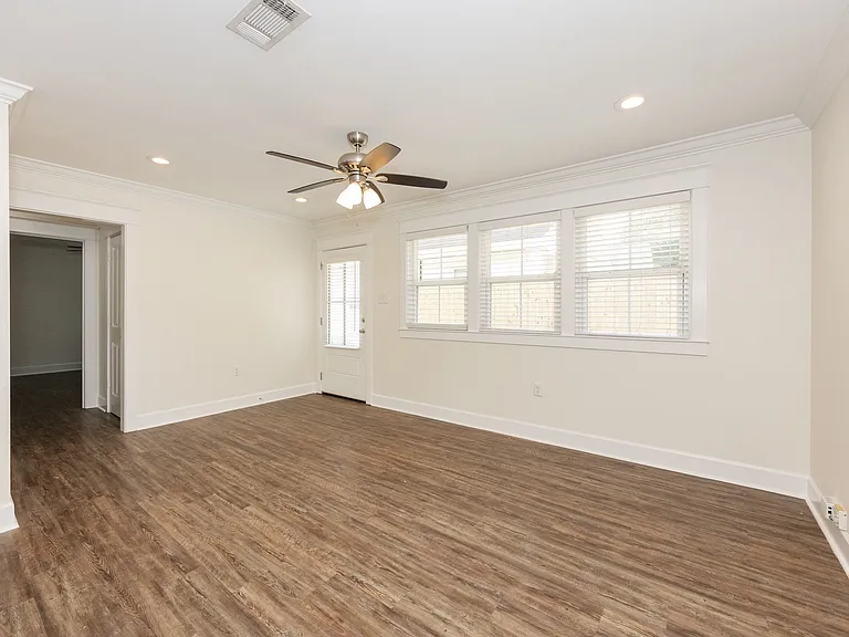 836 Steele Blvd — Photo 9