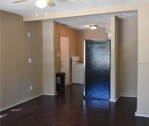 3rd image of 225 Griffin Ave