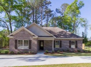 105 Blazer Dr, Kinsey, AL 36303