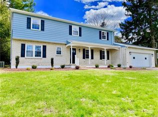 1315 Little Lehigh Dr S, Emmaus, PA