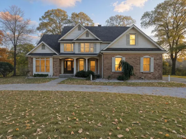 5203 N Bancroft Rd, Durand, MI 48429