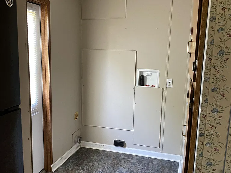 191 Zackary St — Photo 8