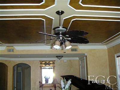 3rd image of 5932 Tarpon Gardens Cir APT 101
