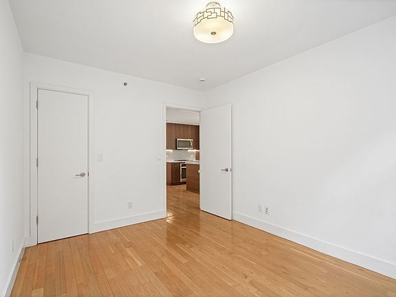 5th image of 33 Caton Pl APT 1M