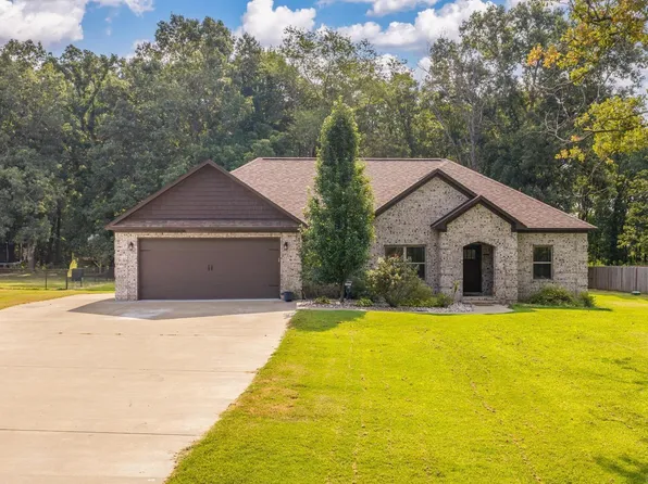92 Garrison Rd, Greenbrier, AR 72058