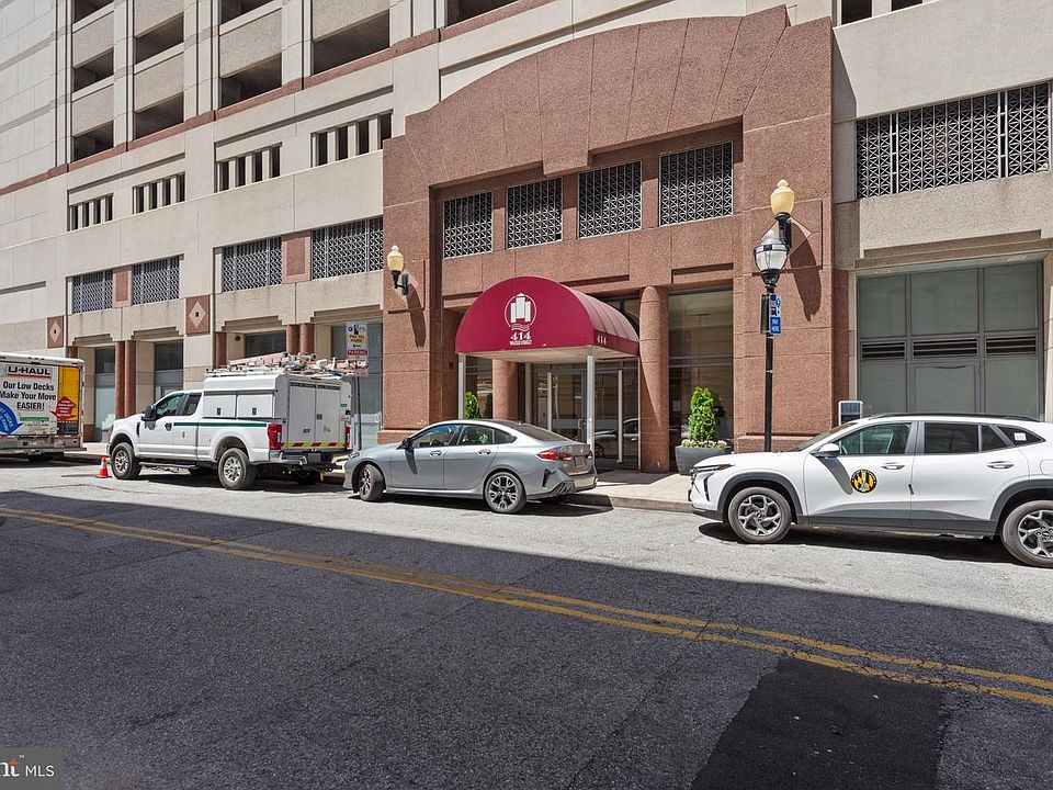 1st image of 414 Water St Unit 1813