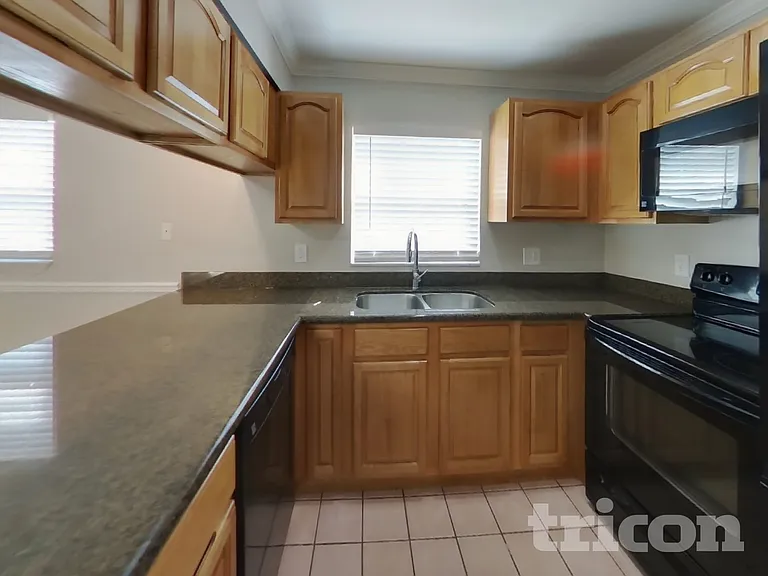 202 Faithway Dr — Photo 8