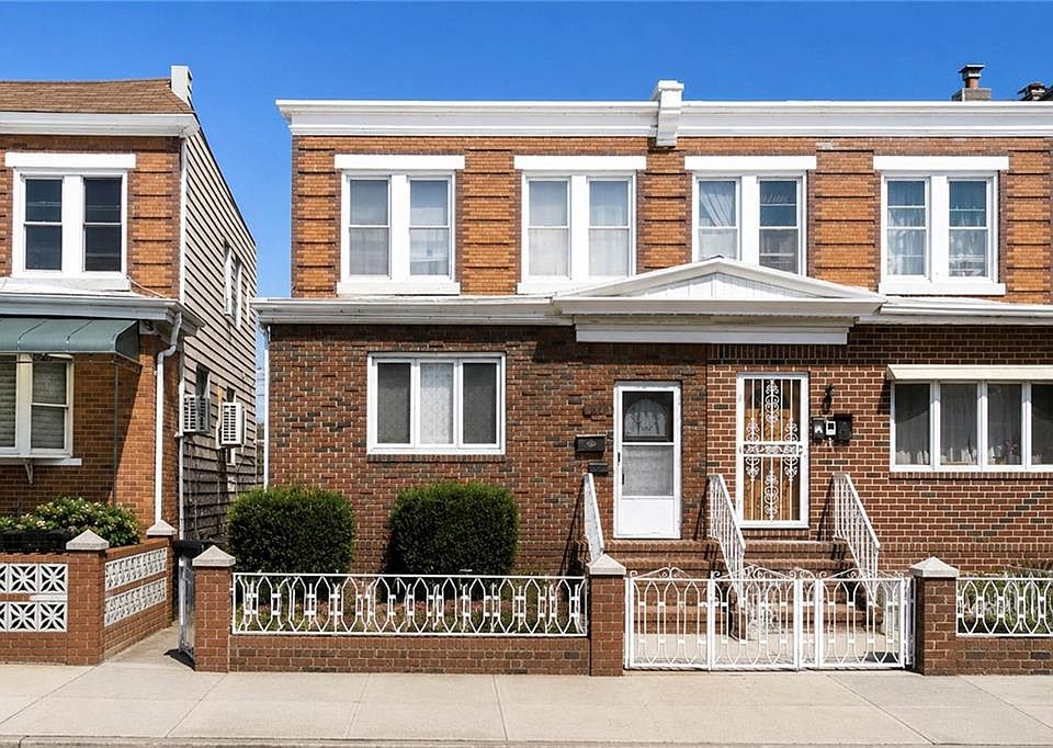 1st image of 2073 65th St