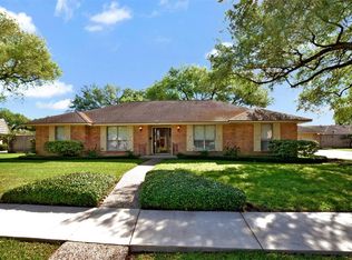 2605 Williamsburg Dr, Pasadena, TX 77502