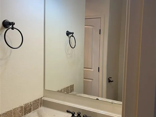 583 N Grant St, Kennewick, WA 99336