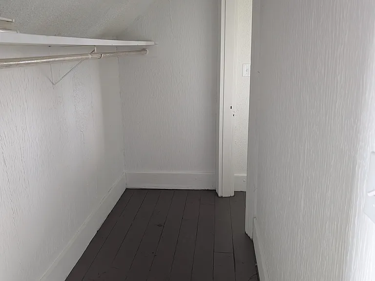 112 Feldspar Ave #3 — Photo 6