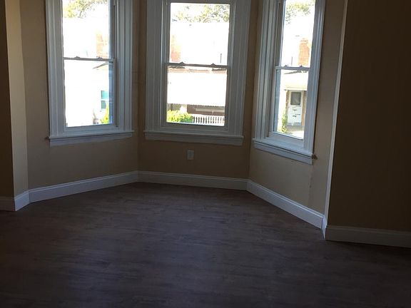 5th image of 6028 Latona St