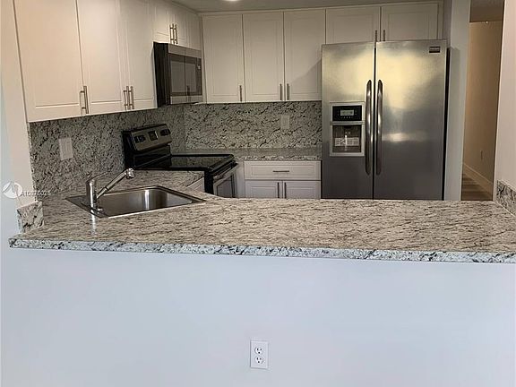 4th image of 1100 SW 104th Ct APT 304