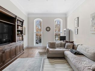 306 E 15th St APT 1F, New York, NY 10003