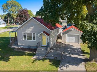 1571 Charles St, Green Bay, WI 54302