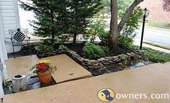 Private, Shaded Entrance and Driveway