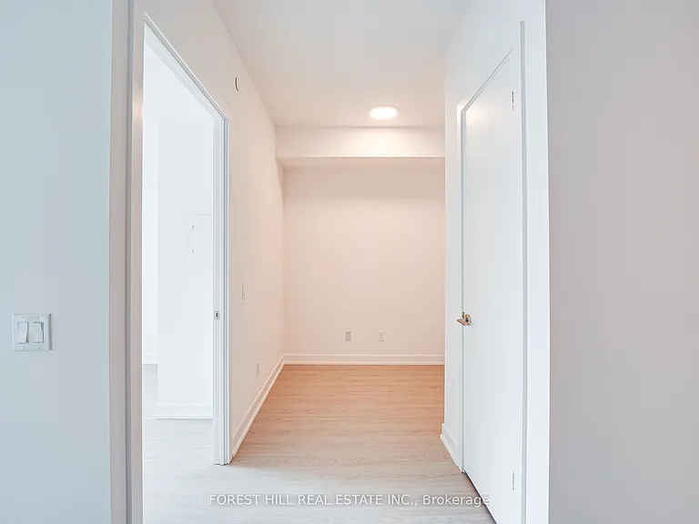 8188 Yonge St #202 — Photo 8