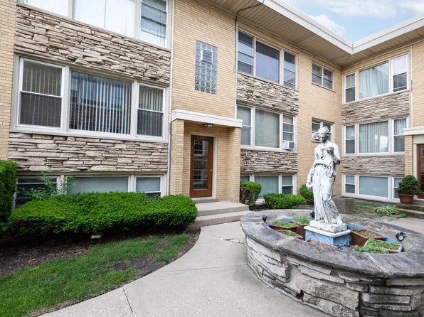 5457 W Edmunds St APT 2A, Chicago, IL 60630