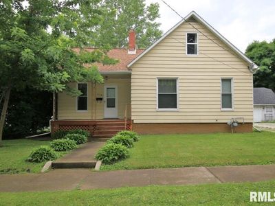 536 N 2nd Ave, Canton, IL, 61520