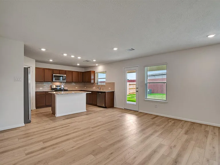 18214 Sessile Oak Dr — Photo 16