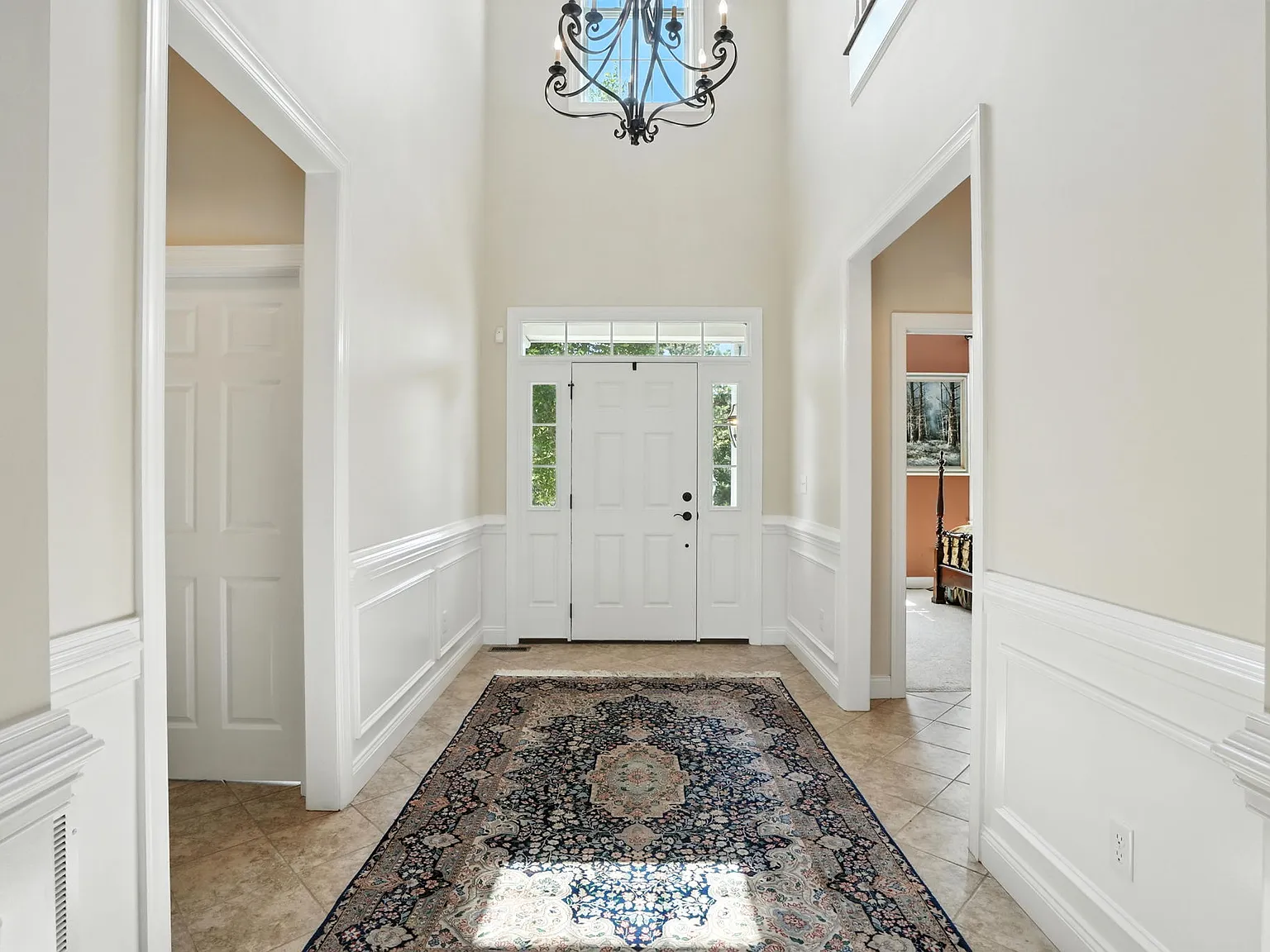 3 bed, 4186 sqft, $6,000 — Photo 4