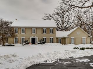 2912 Jenny Jae Ln, Crystal Lake, IL 60012
