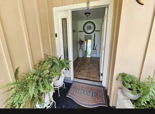 990 Evergreen Ln, Beaumont, TX 77706