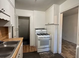 4616 Firestone St APT 18, Dearborn, MI 48126