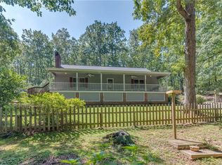 161 Lanier Dr, Landrum, SC 29356