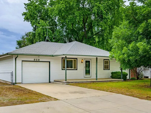 323 S Sunnyside Rd, Haysville, KS 67060