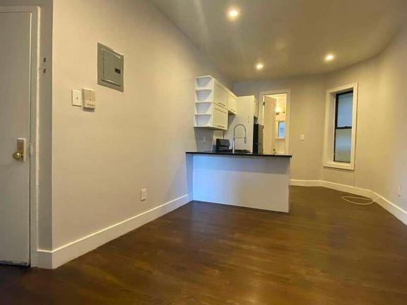 5th image of 844 Flatbush Ave #2CC