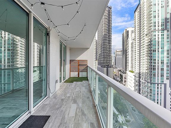 3rd image of 1250 S Miami Ave #1904