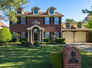 712 Tradonna Ln, Hurst, TX 76054