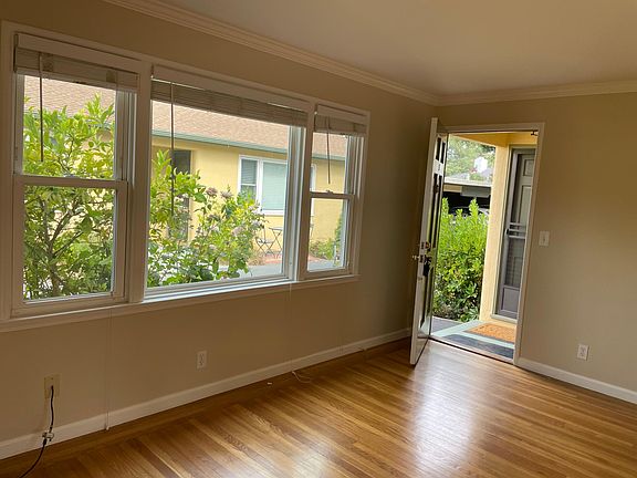 2nd image of 1044 Noel Dr #3