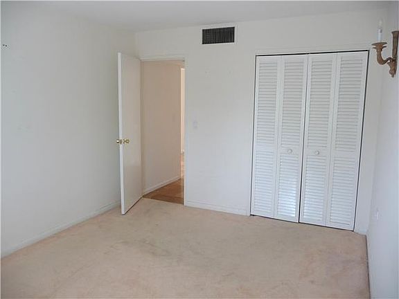 5th image of 227 Brazilian Ave #110