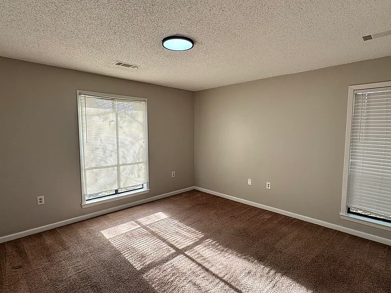 2302 Hawksmoor Pl — Photo 18