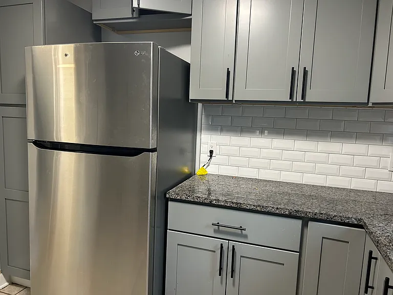 1006 Hacker Ave #1 — Photo 4