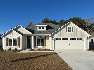 323 Barry Field Cir, Hahira, GA 31632