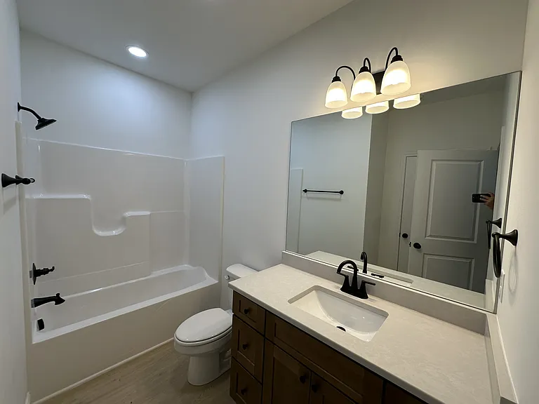 842 Ridgewood Dr #4 — Photo 6