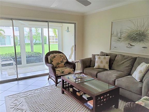 2nd image of 550 Riomar Dr