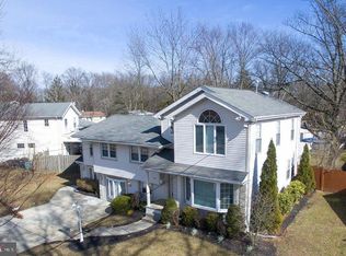 503 Lee Ann Rd, Cherry Hill, NJ 08034