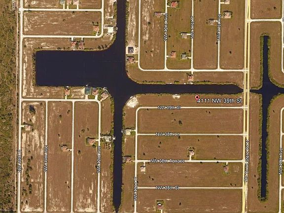 4th image of 4111 NW 39th St